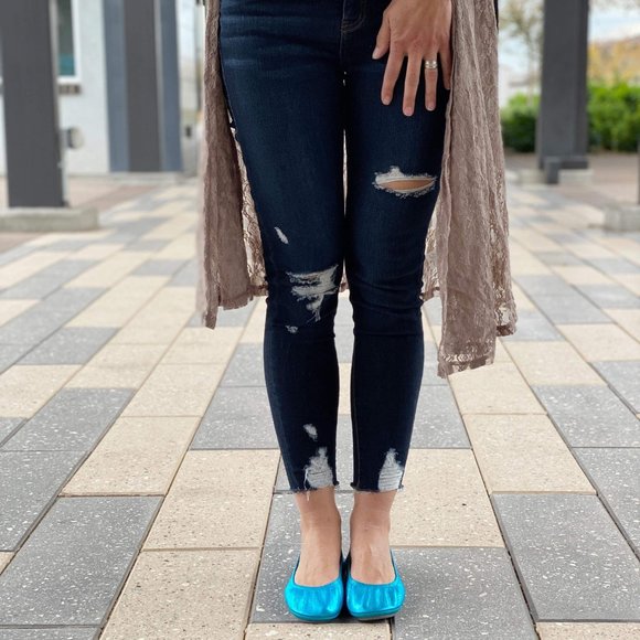 Storehouse Flats Blizzard Blue Rainbow - Picture 7 of 10